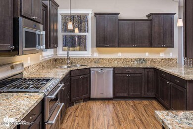 5922 Frozen Cir Wasilla AK-small-006-16-