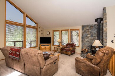 17631 Thrush Ln, Sunriver, OR 97707 - photo 4