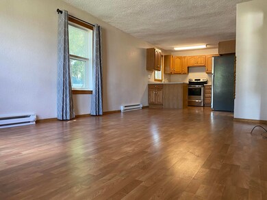 Kitchen/Living Room<|><|>