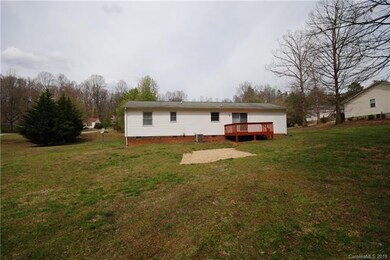 123 Bramblewood Dr, Statesville, NC 28625 - photo 3