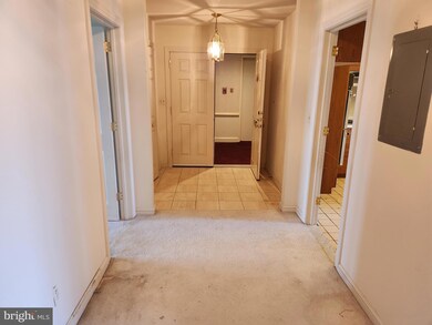 The Towers at Harbor Court unit 1205, Baltimore, MD 21202 - photo 4