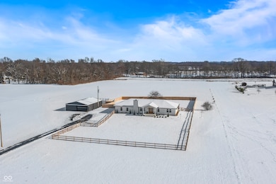 10274 S 400 W, Pendleton, IN 46064 - photo 2