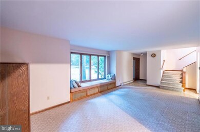 4460 Sheep Rock Rd, Macungie, PA 18062 - photo 5