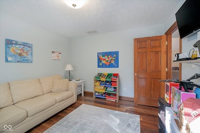 7706 Wheelwright Ct, Plainfield, IN 46168 - photo 6