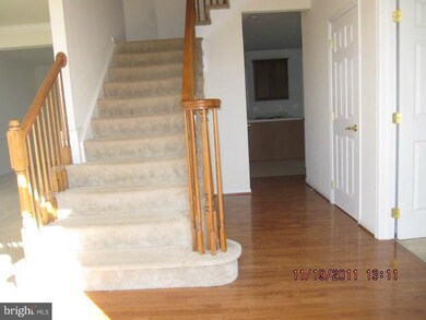 10613 Red Wine Ct, Manassas, VA 20112 - photo 4
