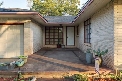 314 Bellevue Dr, Cleburne, TX 76033 - photo 3