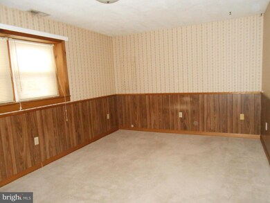 21911 Brook Dr, California, MD 20619 - photo 6