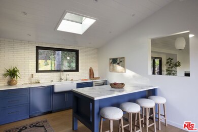 5692 Holly Oak Dr, Los Angeles, CA 90068 - photo 7