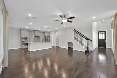 21 Heirloom Garden Place, the Woodlands, TX 77354 - photo 4