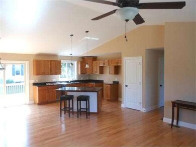 2 Mckinley Ave, Easthampton, MA 01027 - photo 2