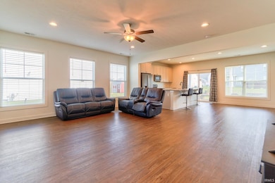 5355 Bloomsbury Ct, Newburgh, IN 47630 - photo 3