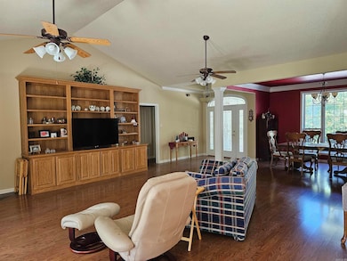 8 Navegar Trace, Hot Springs Village, AR 71909 - photo 3