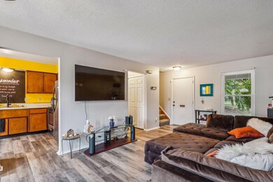 8-web-or-mls-1595-mcnaughten-rd
