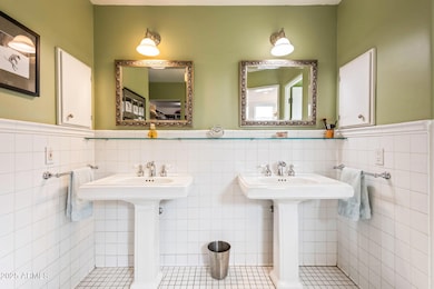 331 W Cambridge Ave, Phoenix, AZ 85003 - photo 6