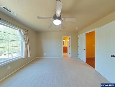 824 SE Bayshore Cir, Corvallis, OR 97333 - photo 4