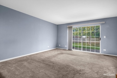 378 Lakeview Cir, Bolingbrook, IL 60440 - photo 3