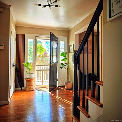 557 Oregon Trail, Pine Bush, NY 12566 - photo 5