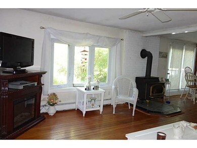 61 S Ferry Rd, Narragansett, RI 02882 - photo 3