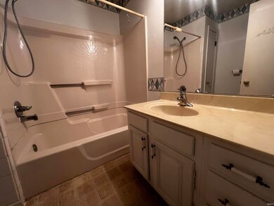 1213 Cadillac Dr W, Kokomo, IN 46902 - photo 7