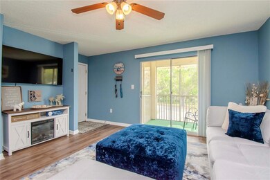 314 Lake Parsons Green unit 203, Brandon, FL 33511 - photo 7