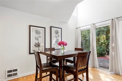 12513 SE 42nd St unit 1503, Bellevue, WA 98006 - photo 4