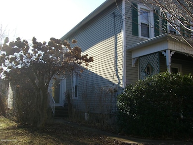 111 Delaware Ave, West Pittston, PA 18643 - photo 3