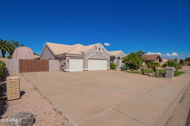 5542 W Alameda Rd, Glendale, AZ 85310 - photo 3