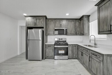 1107 Myrtle Ave-5