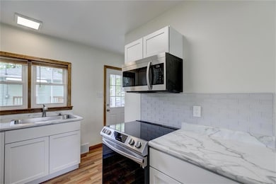 4000 40th St, Des Moines, IA 50310 - photo 6