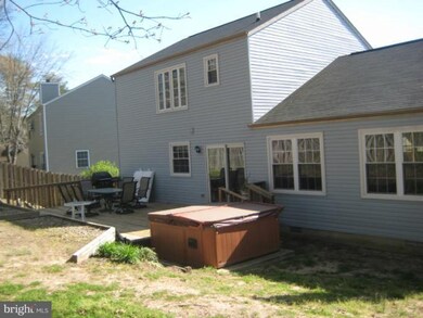 1208 Ripple Ct, Pasadena, MD 21122 - photo 3