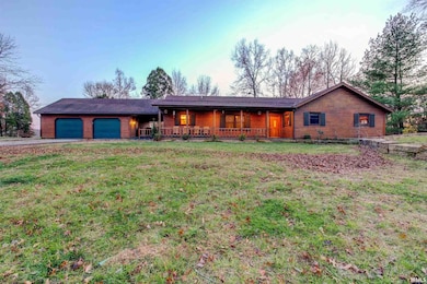 385 W Evergreen Plaza N, Santa Claus, IN 47579 - photo 2