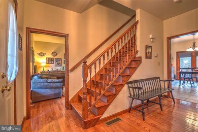 1031 Mckeehan Rd, New Bloomfield, PA 17068 - photo 3