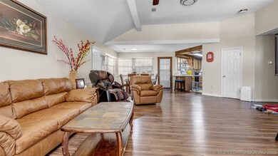 1524 Red Oak Dr, Ardmore, OK 73401 - photo 4