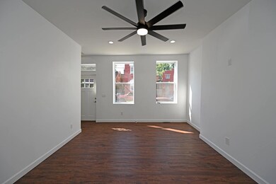 132East13thSt_5