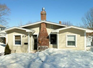 114 Lake Shore Dr, East Weymouth, MA 02189 - photo 2