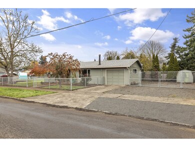 331 NE Yamhill St, Sheridan, OR 97378 - photo 3