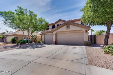 03-3Front of home