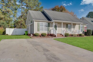 2310 Wedgewood Dr, Winterville, NC 28590 - photo 2