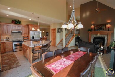 7325 SW 53rd St, Topeka, KS 66610 - photo 7