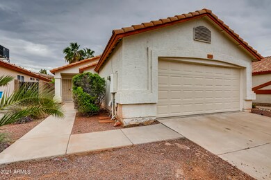 3-355990120-04 Exterior Front Entry