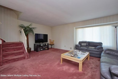 70 Redwood Loop, Staten Island, NY 10309 - photo 6