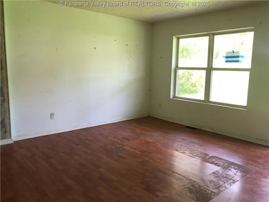 180 Oak Drive Addition, Spencer, WV 25276 - photo 7