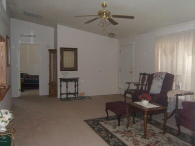833 South 3rd East 010