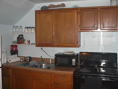 601 S Cedar St, Auburn, IN 46706 - photo 3