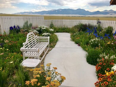 Your own Secret Garden - protected perennials with