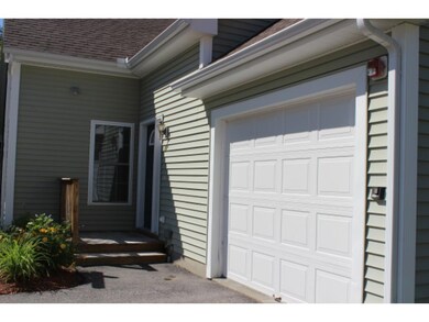 10 Cascade Cir unit 33, MerriMacK, NH 03054 - photo 2