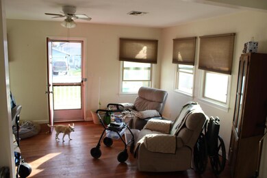 1126 SW Rogue River Ave, Grants Pass, OR 97526 - photo 4