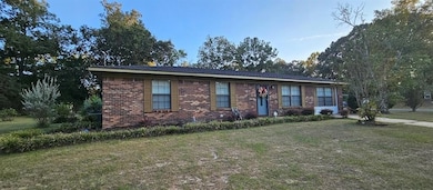 176 Harrison St, Ozark, AL 36360 - photo 2