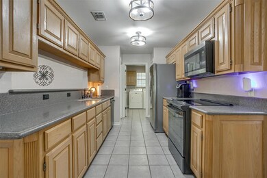 7376 Comer Ln, Weatherford, TX 76085 - photo 5