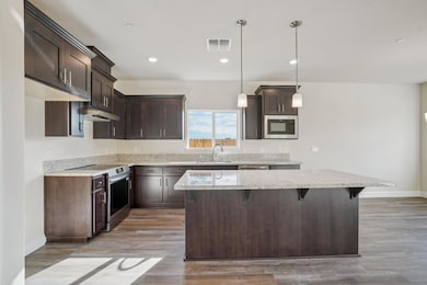 1136 Crenshaw Rd, Galt, CA 95632 - photo 7